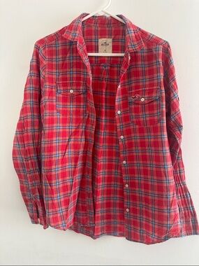 Hollister Men's Red and Blue Plaid Button-Down Shirt